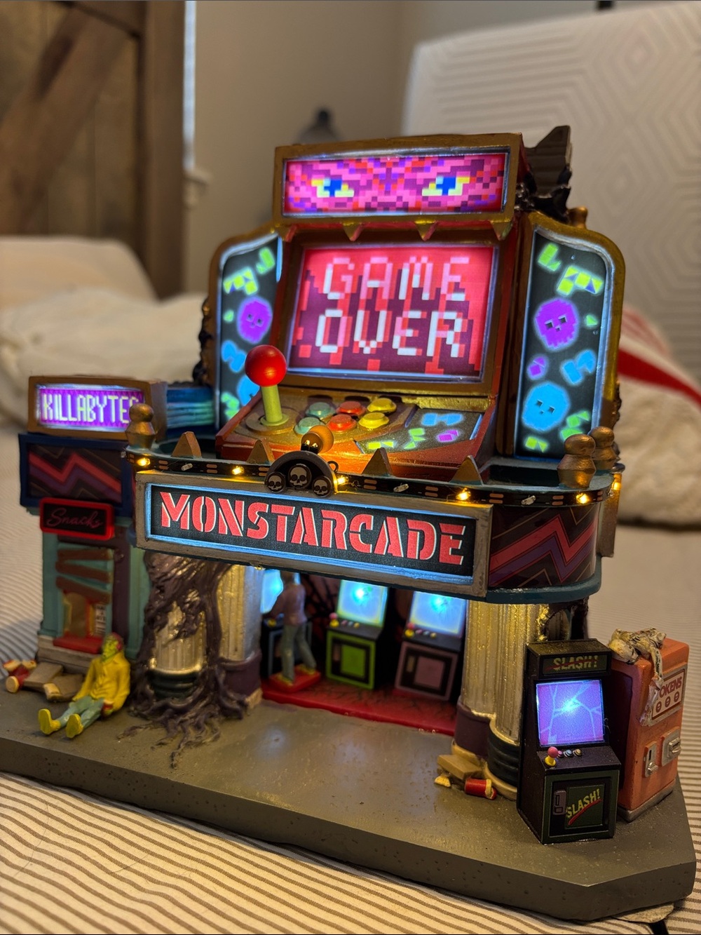 Lemax Spooky Town Monstarcade